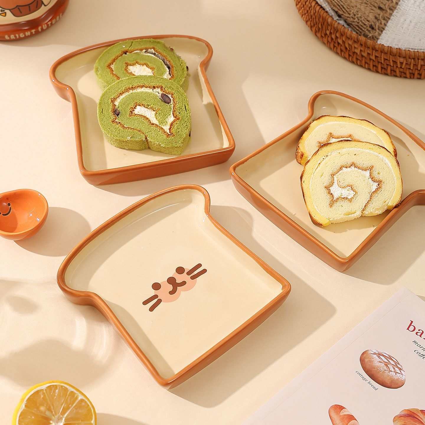 จานเซรามิครูปขนมปังปิ้งน่ารัก  - Kitchen Baking Dishes บทวิจารณ์และราคา